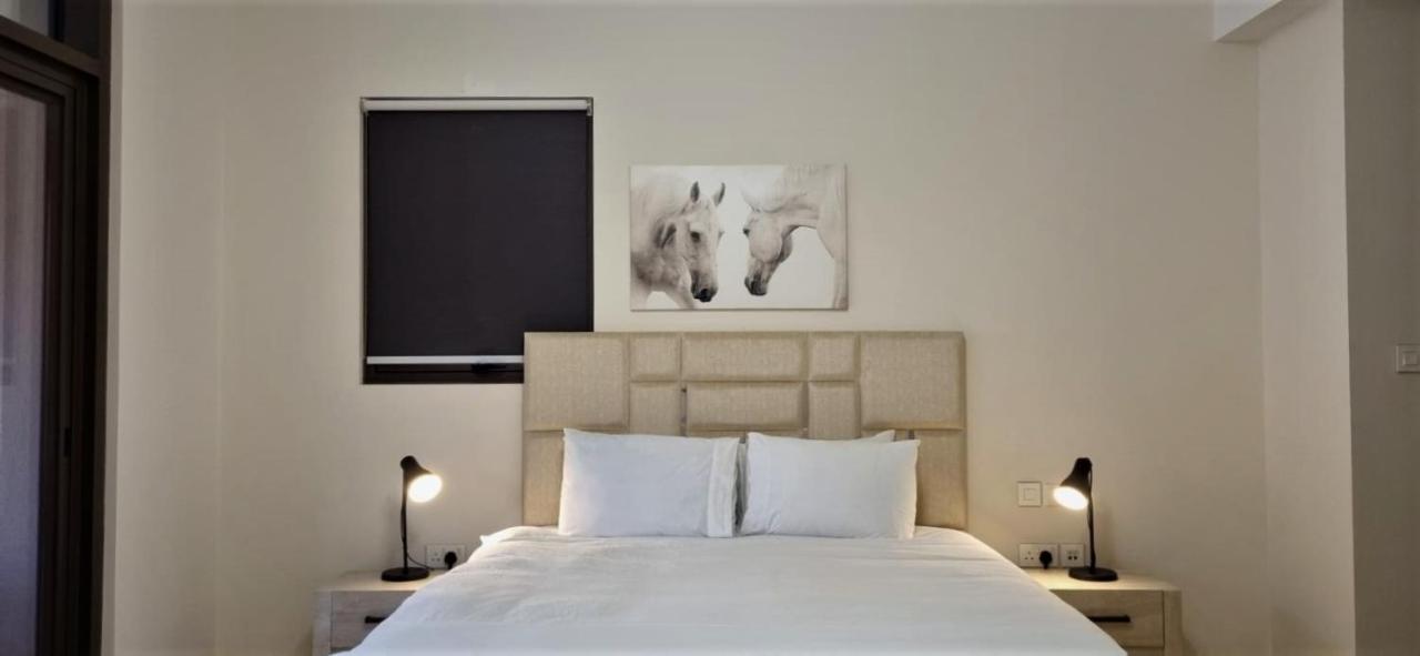 One 2Bhk Elegant Apartment In Muscat Bay 03 Eksteriør billede