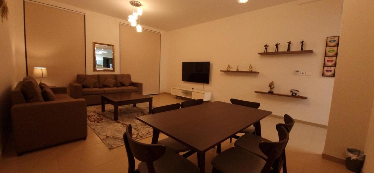 One 2Bhk Elegant Apartment In Muscat Bay 03 Eksteriør billede